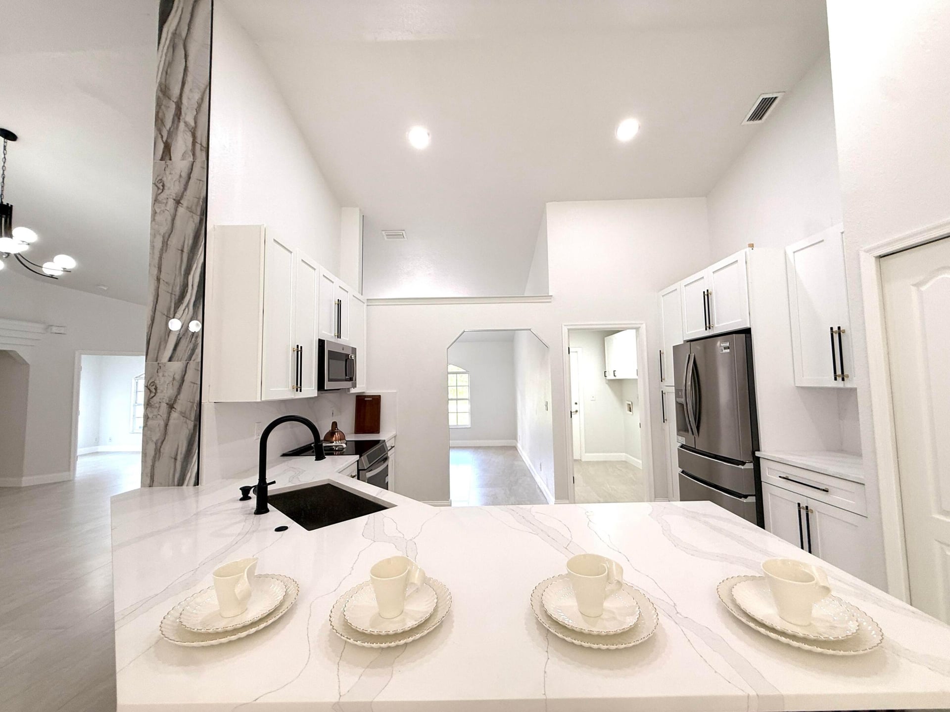Residence photo 76