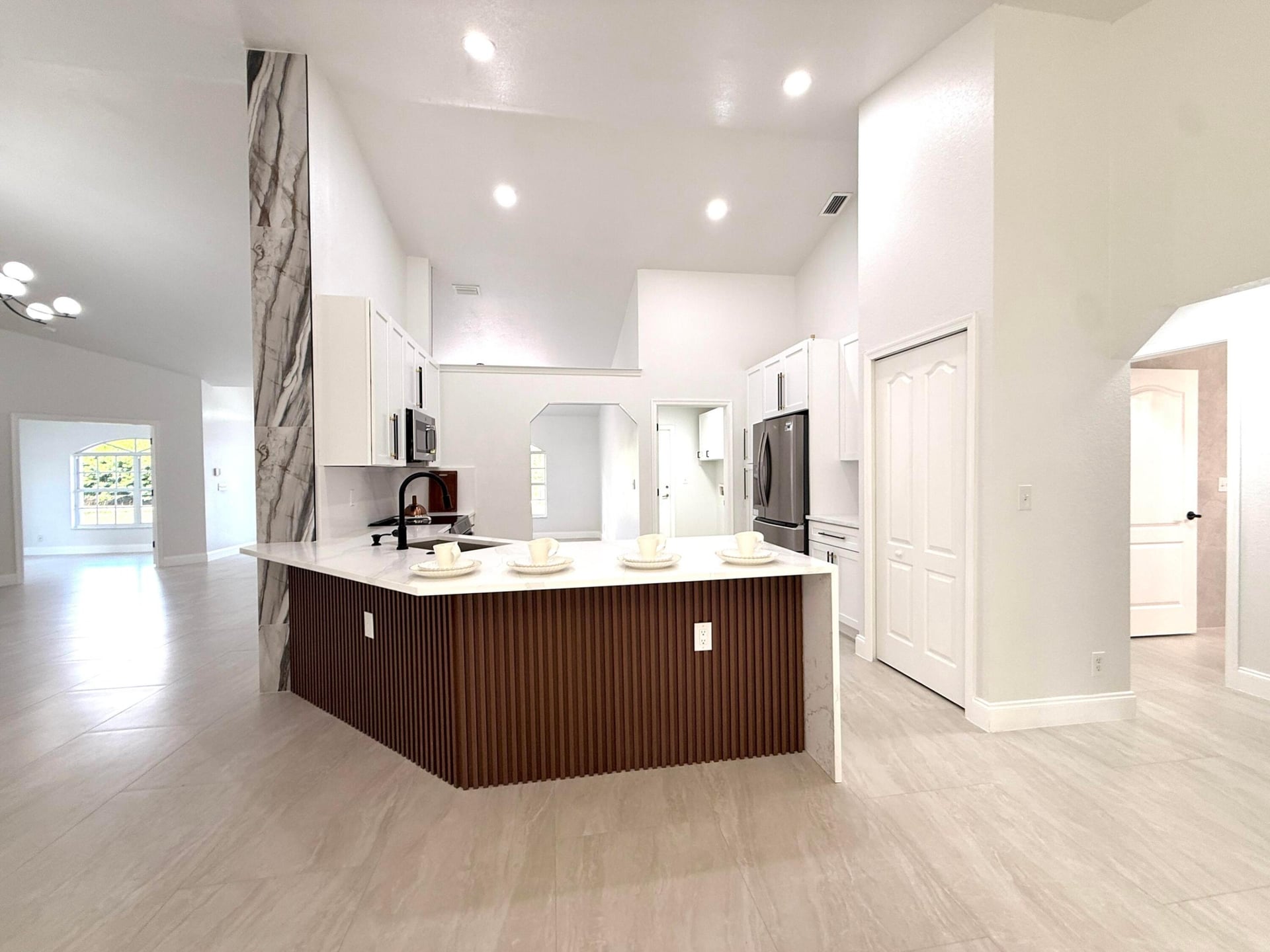 Residence photo 78