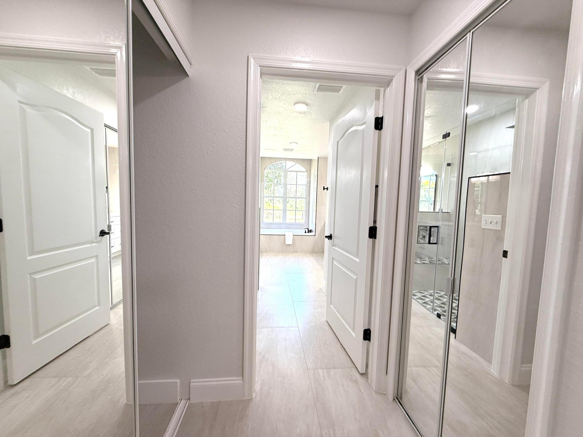 Residence photo 90