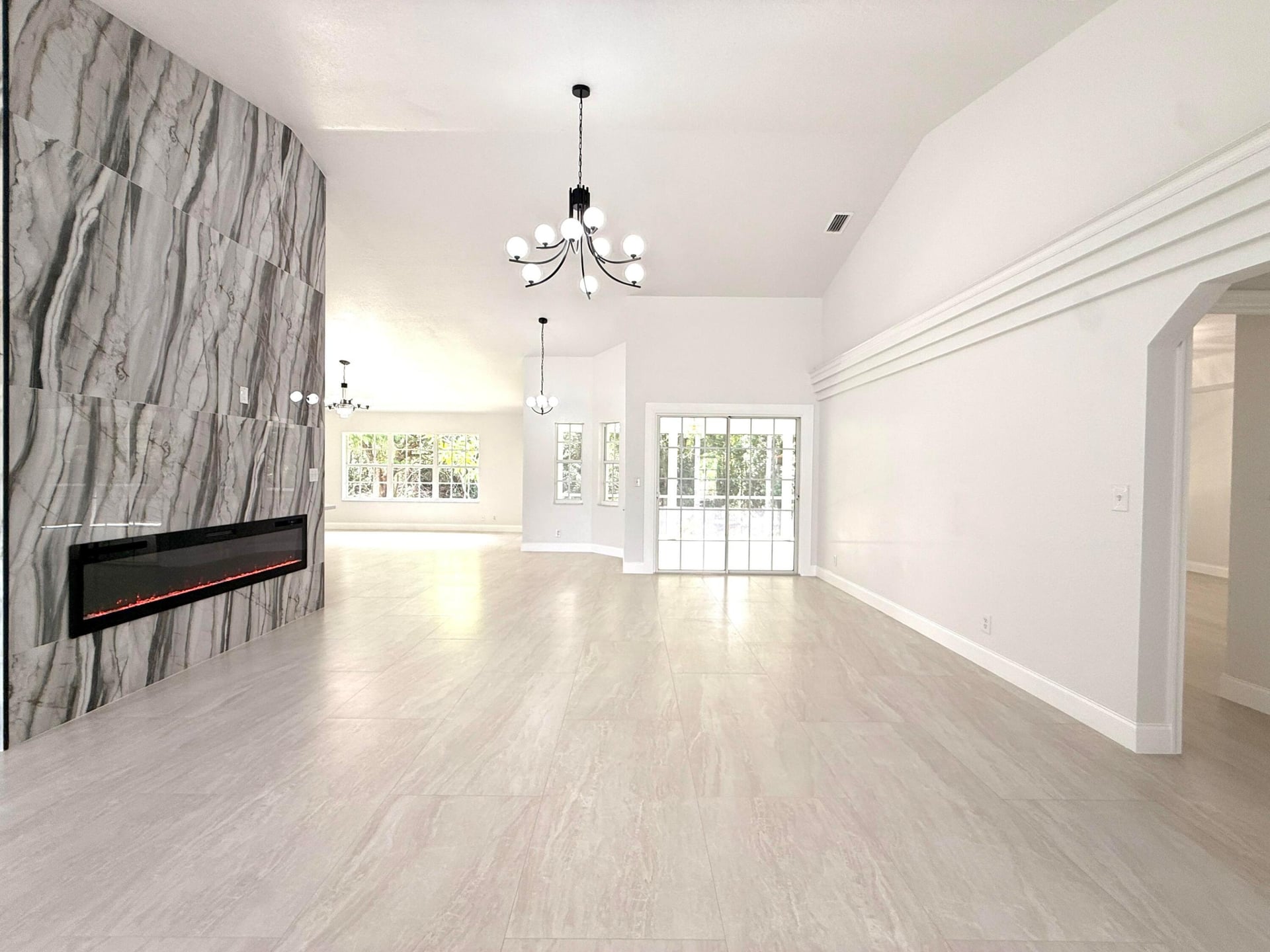 Residence photo 97