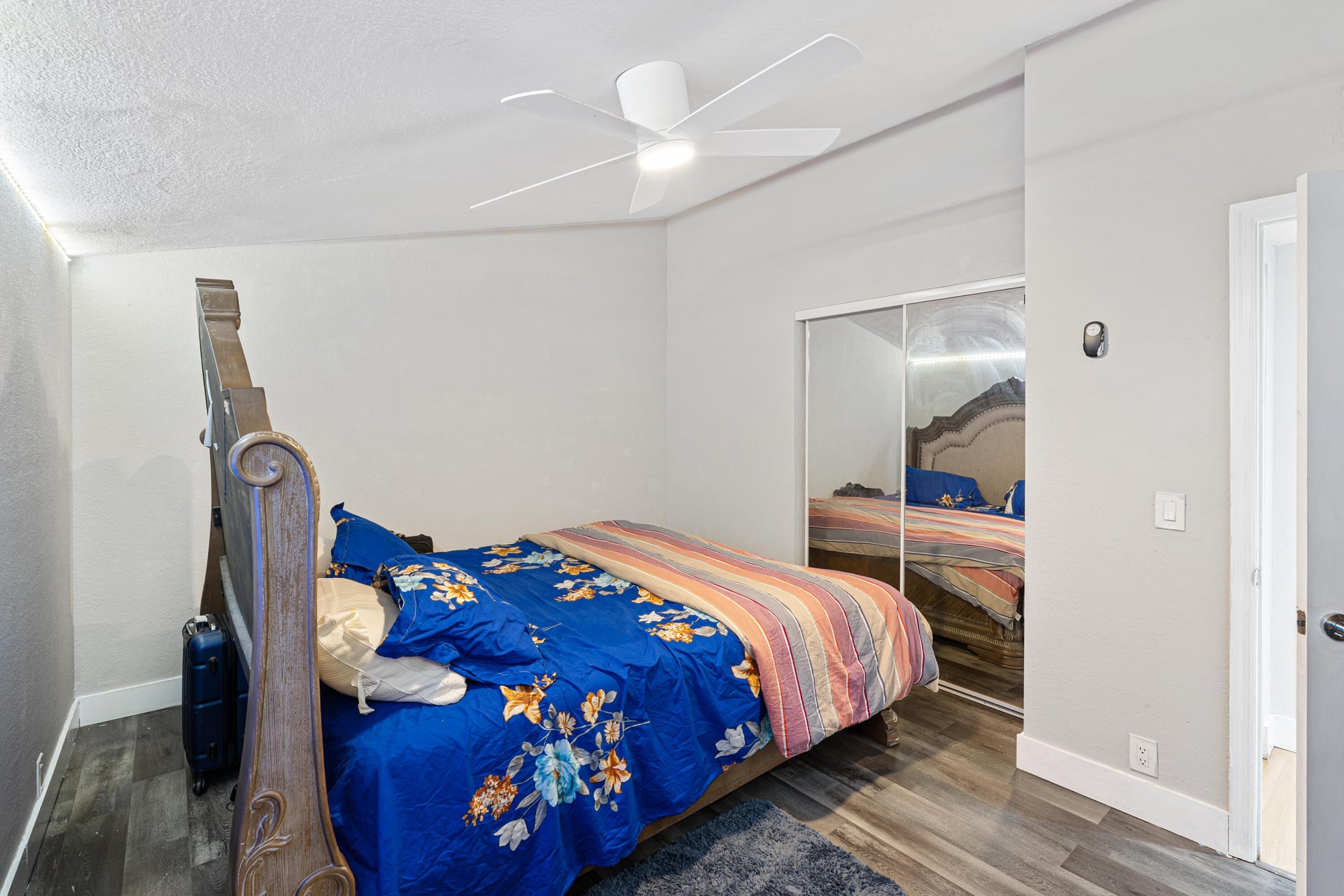 Residence photo 11
