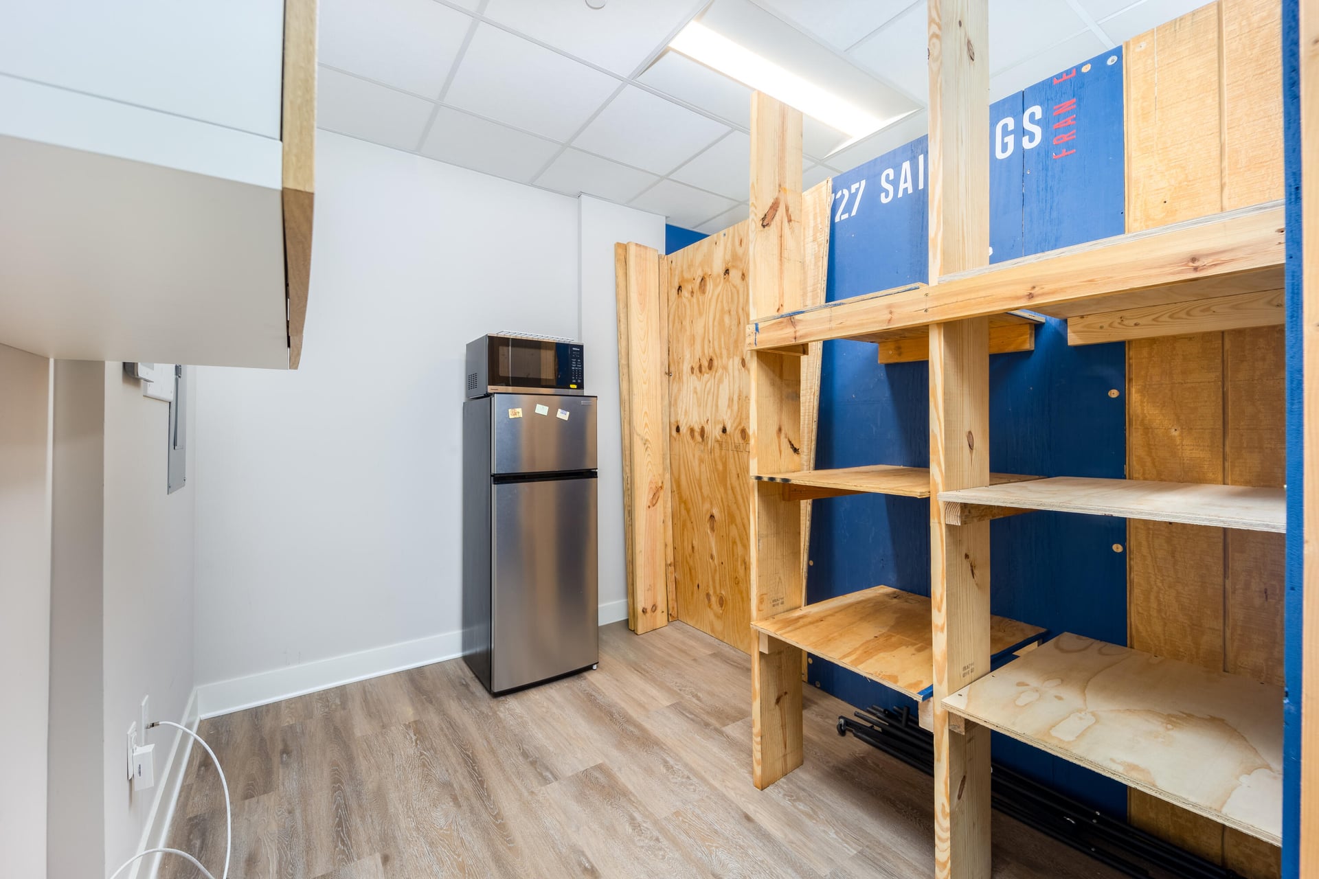 Unit 104 photo 12