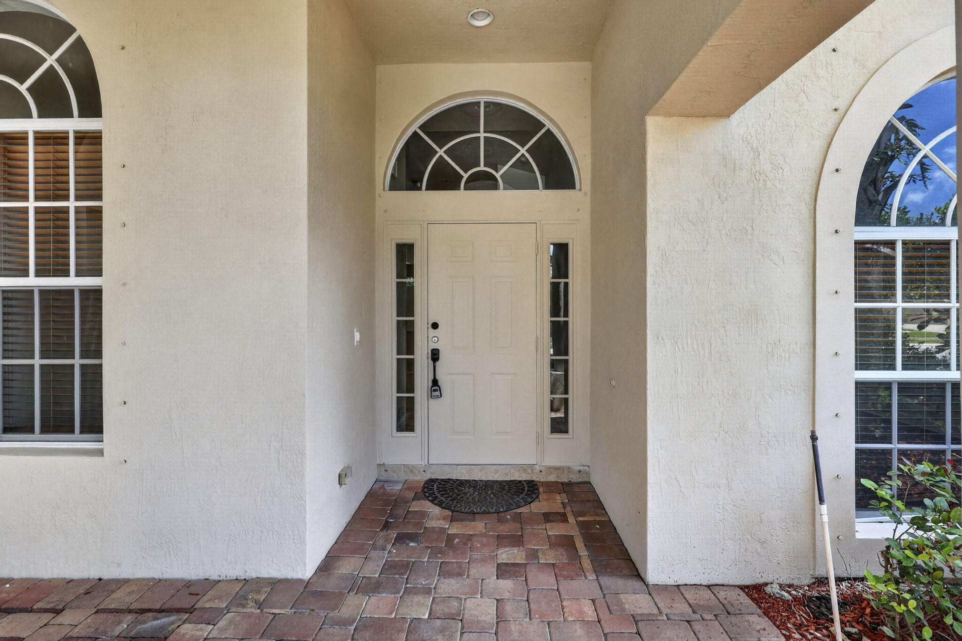  Residence photo 5