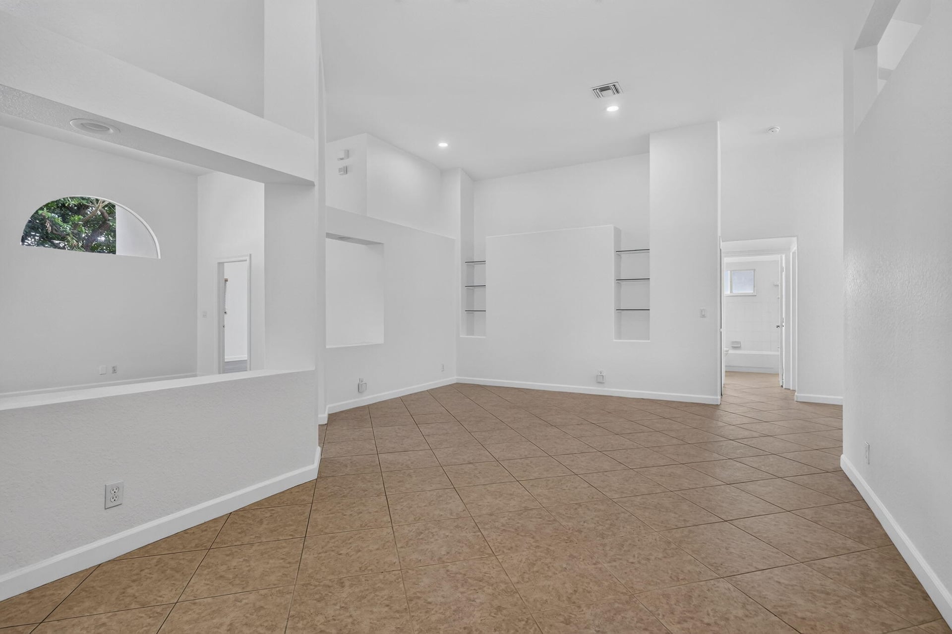  Residence photo 12