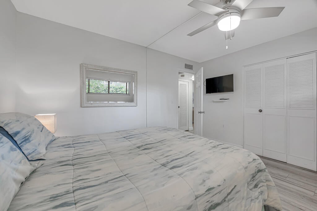 Unit 102 photo 21