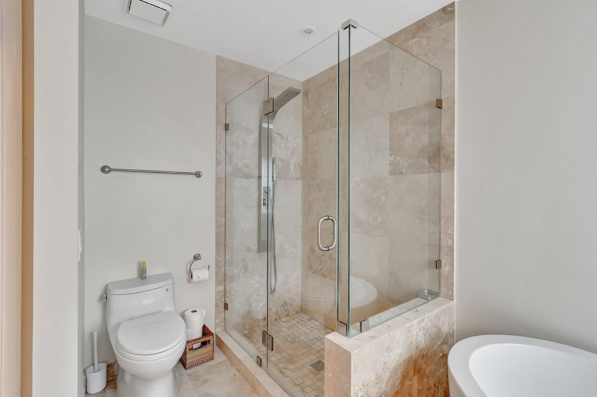 Residence photo 51