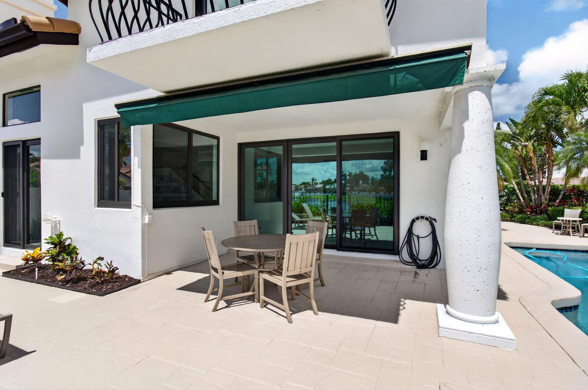 Residence photo 75