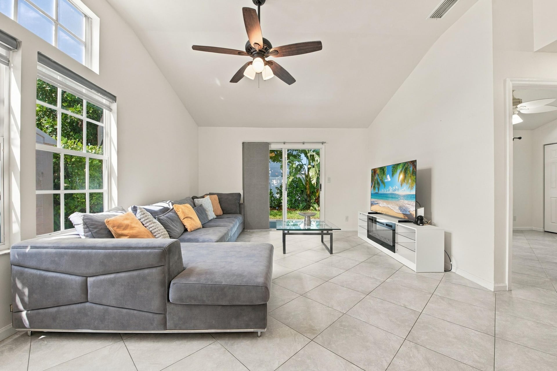 Residence photo 12