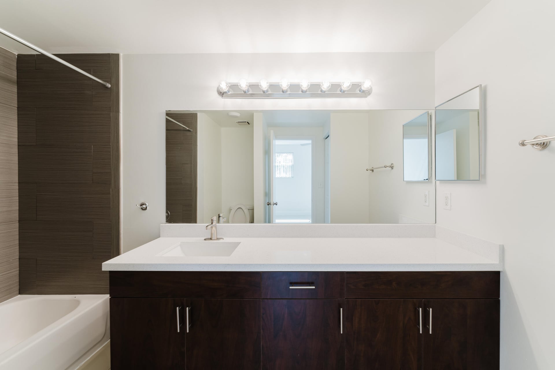 Residence photo 19