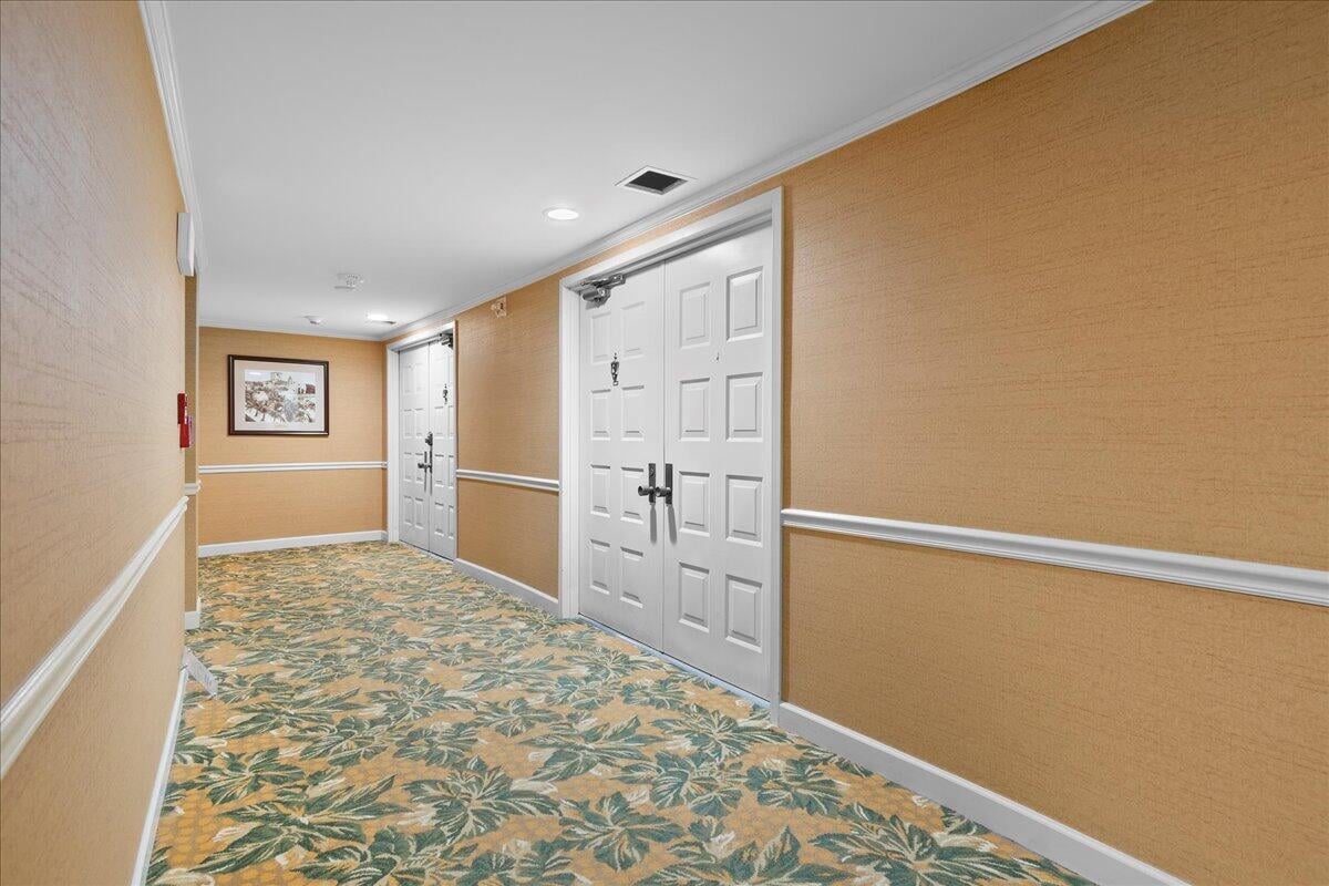 Unit 2402 photo 27