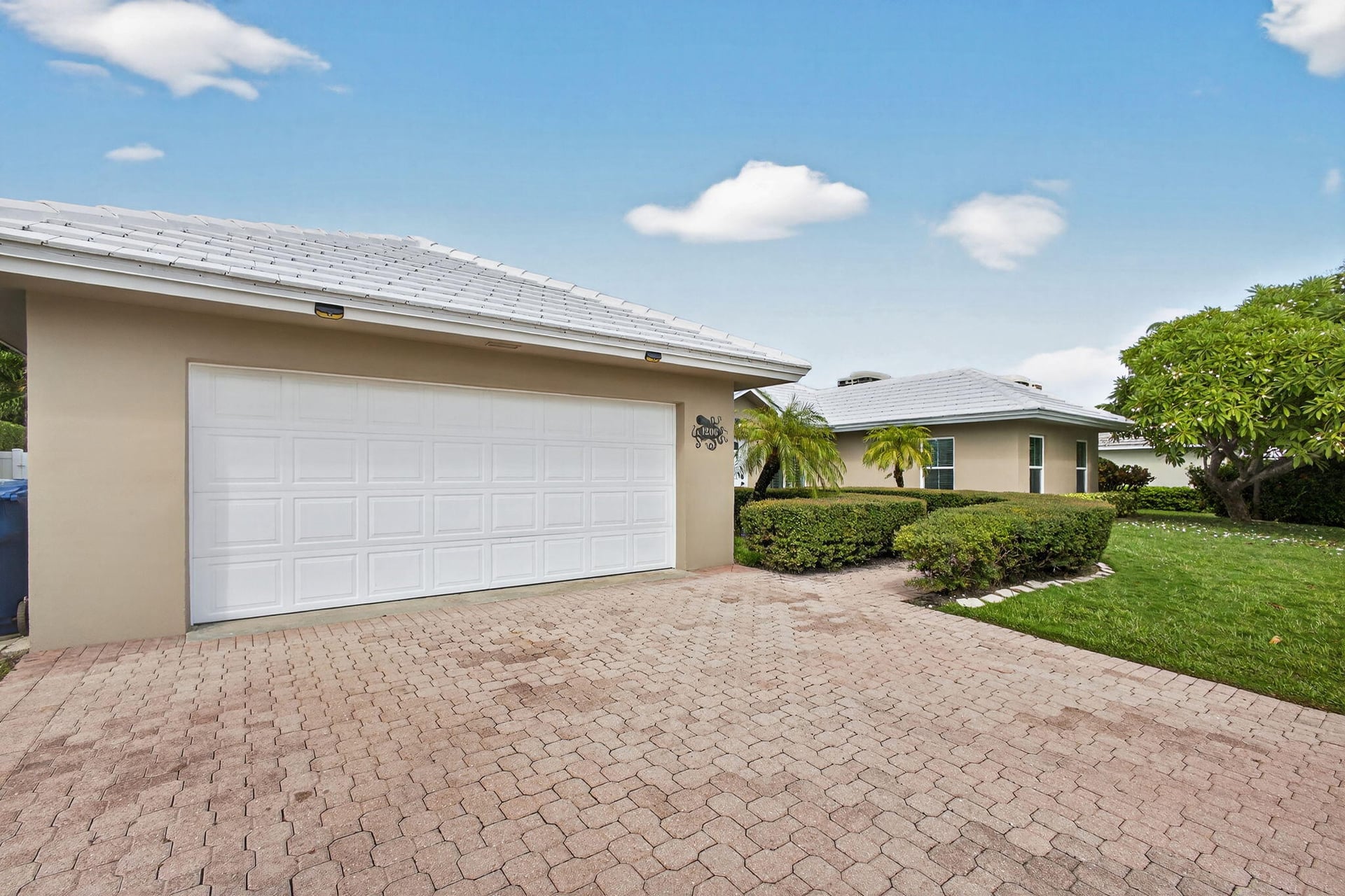 Palm Beach Isles Residence photo 4