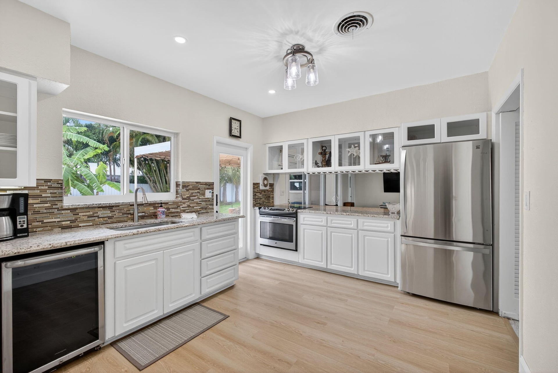 Palm Beach Isles Residence photo 14