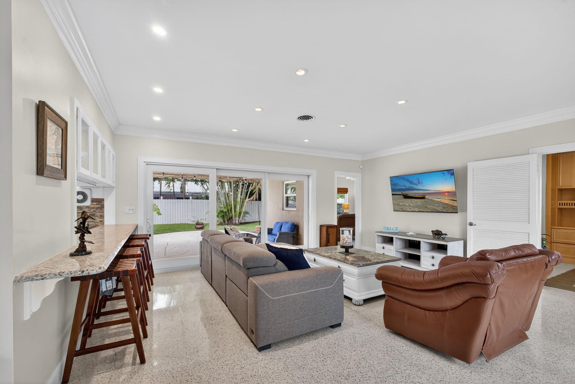 Palm Beach Isles Residence photo 26