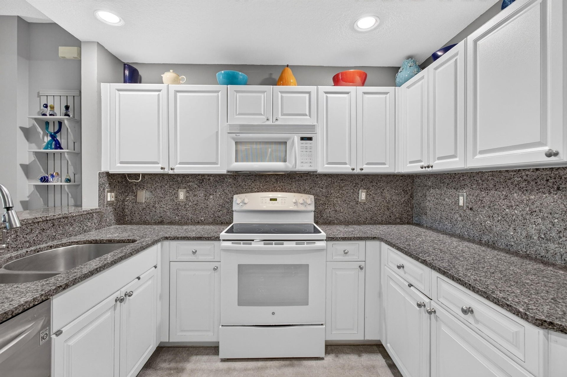  Unit 102 photo 25