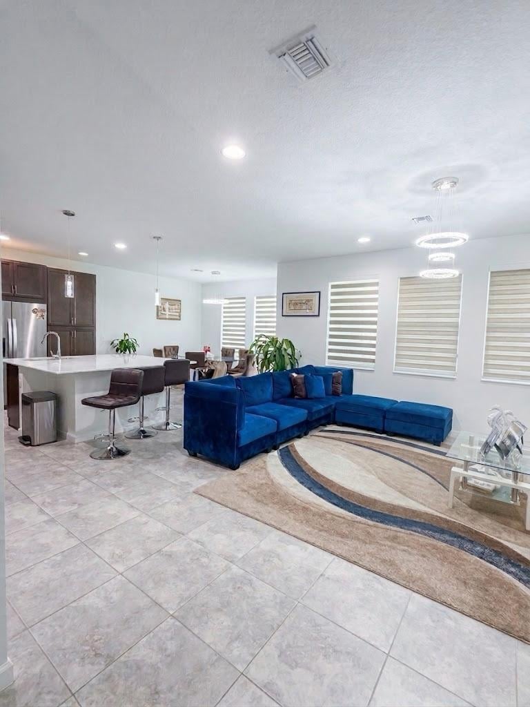  Residence photo 4