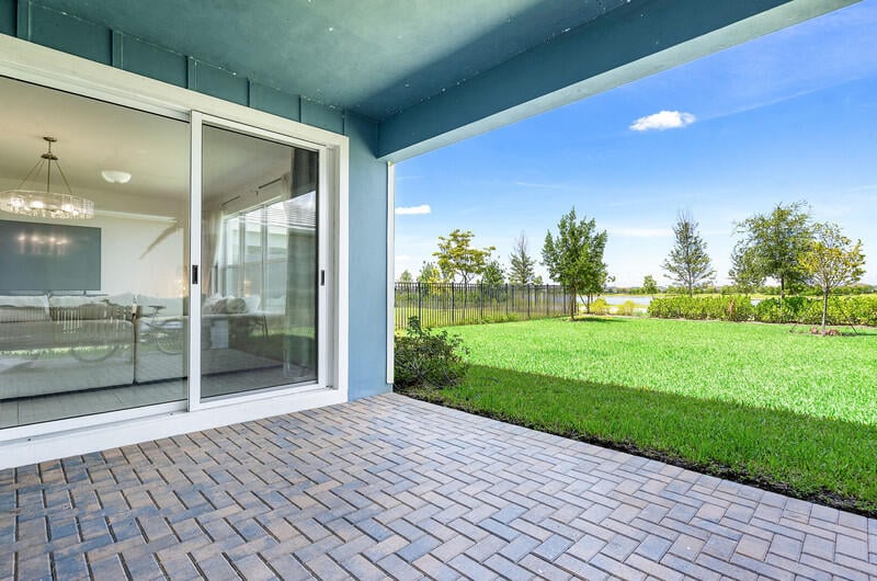 Residence photo 2