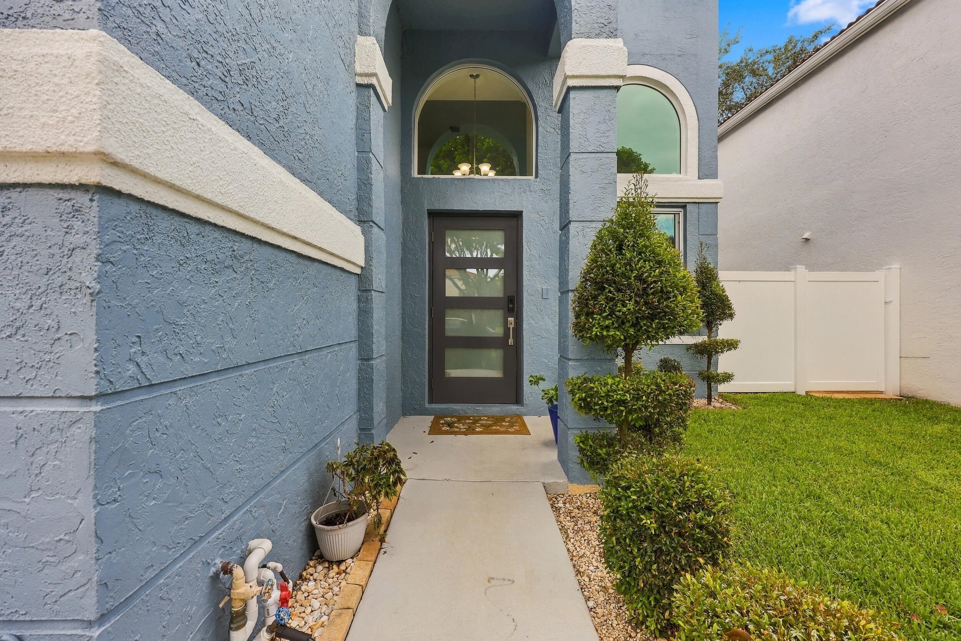 Residence photo 6