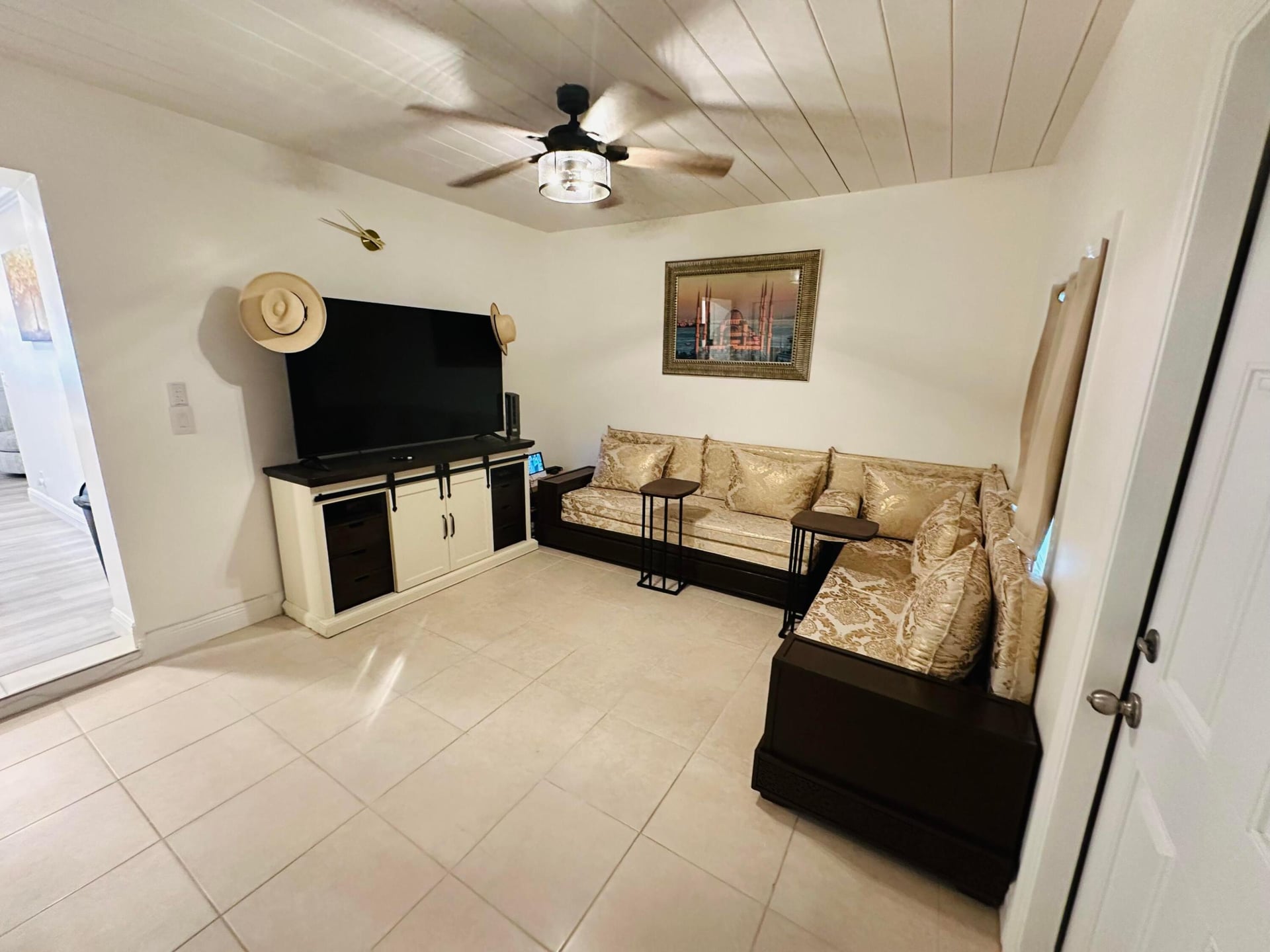  Residence photo 14