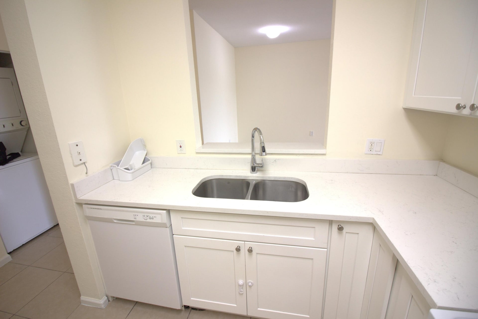  Unit 723 photo 18