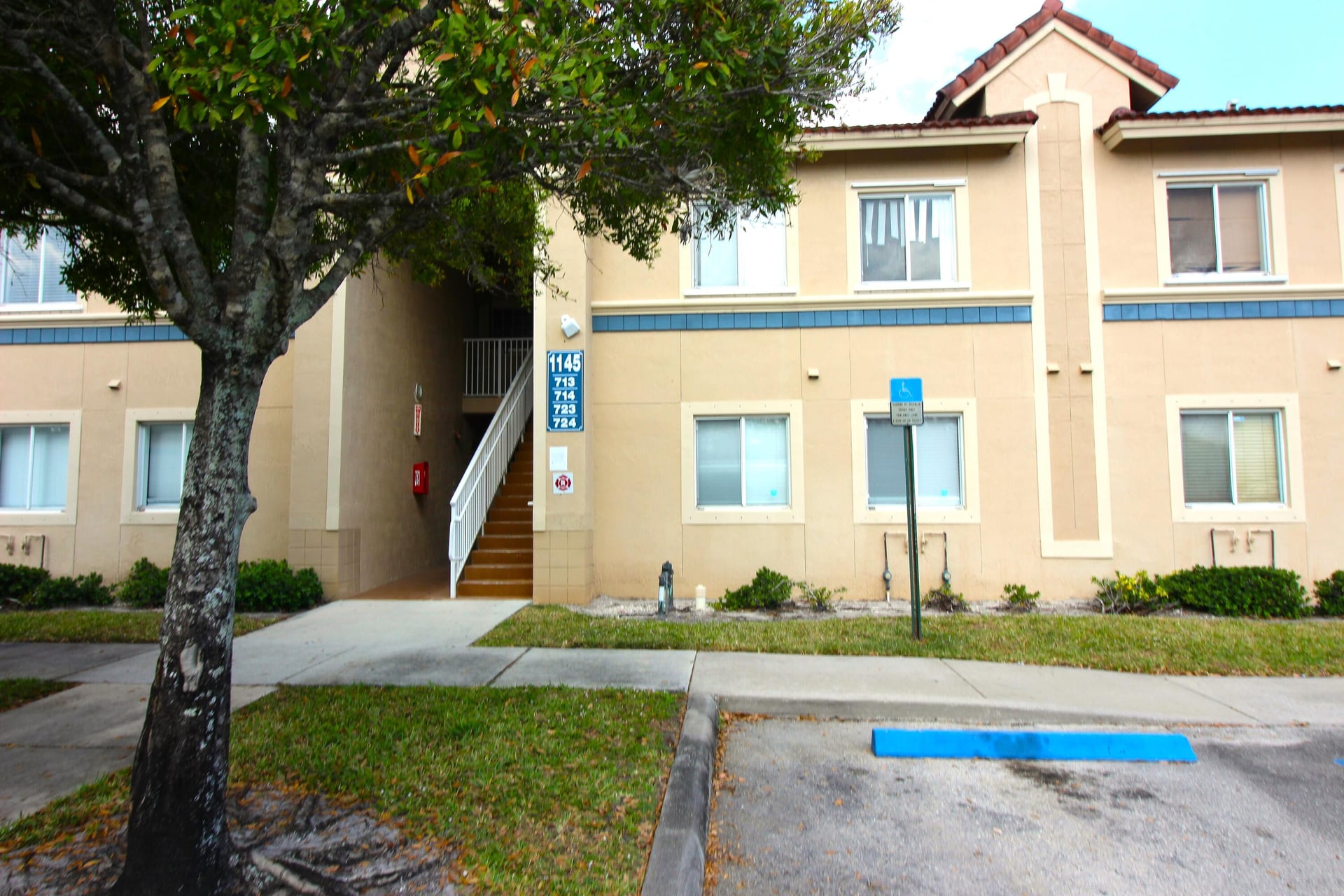  Unit 723 photo 86
