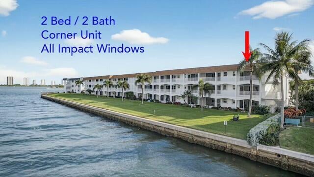 Unit 301 photo 2