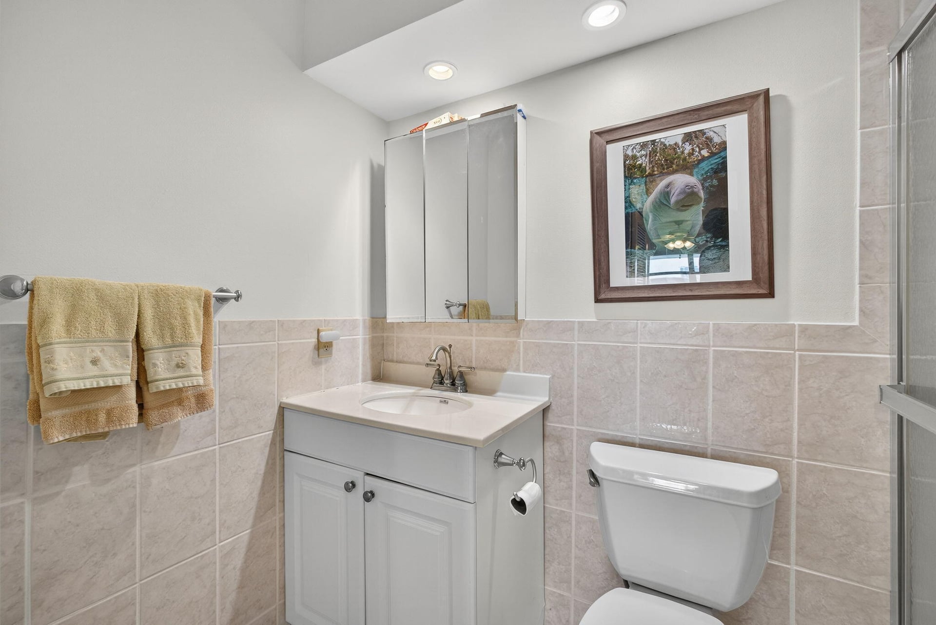 Unit 301 photo 24