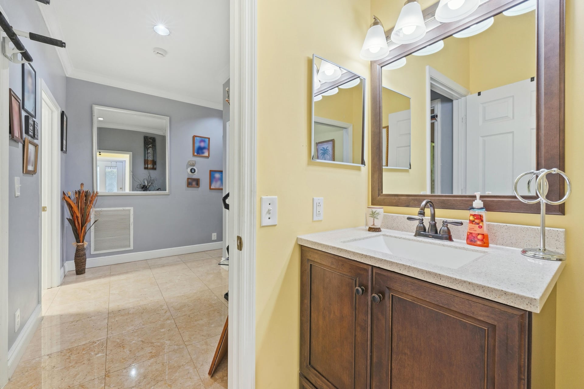  Residence photo 26