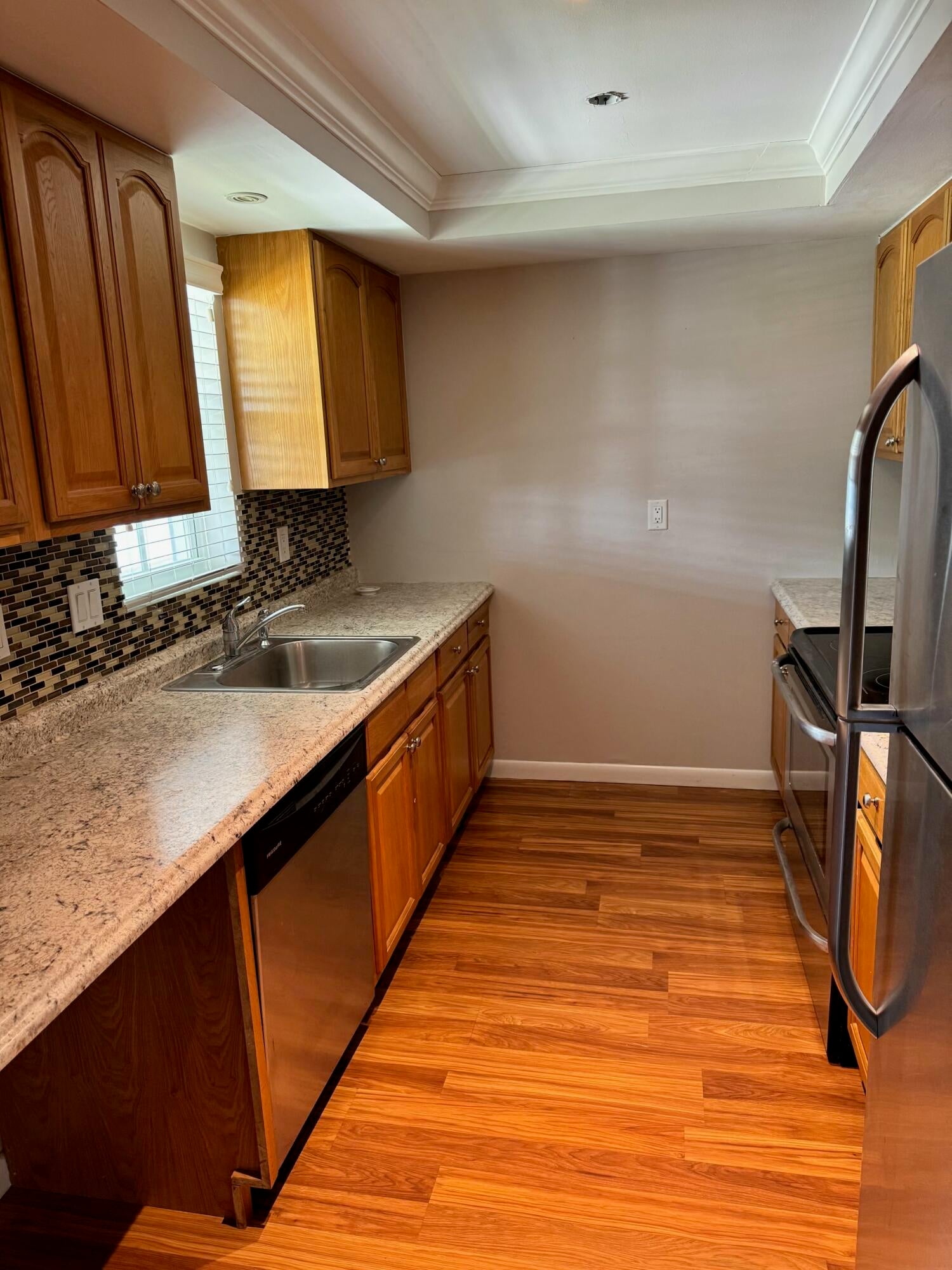  Unit 208 photo 5