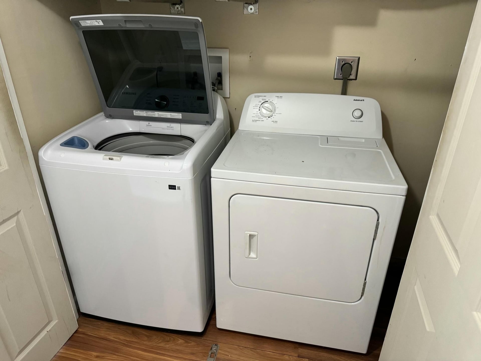  Unit 208 photo 14