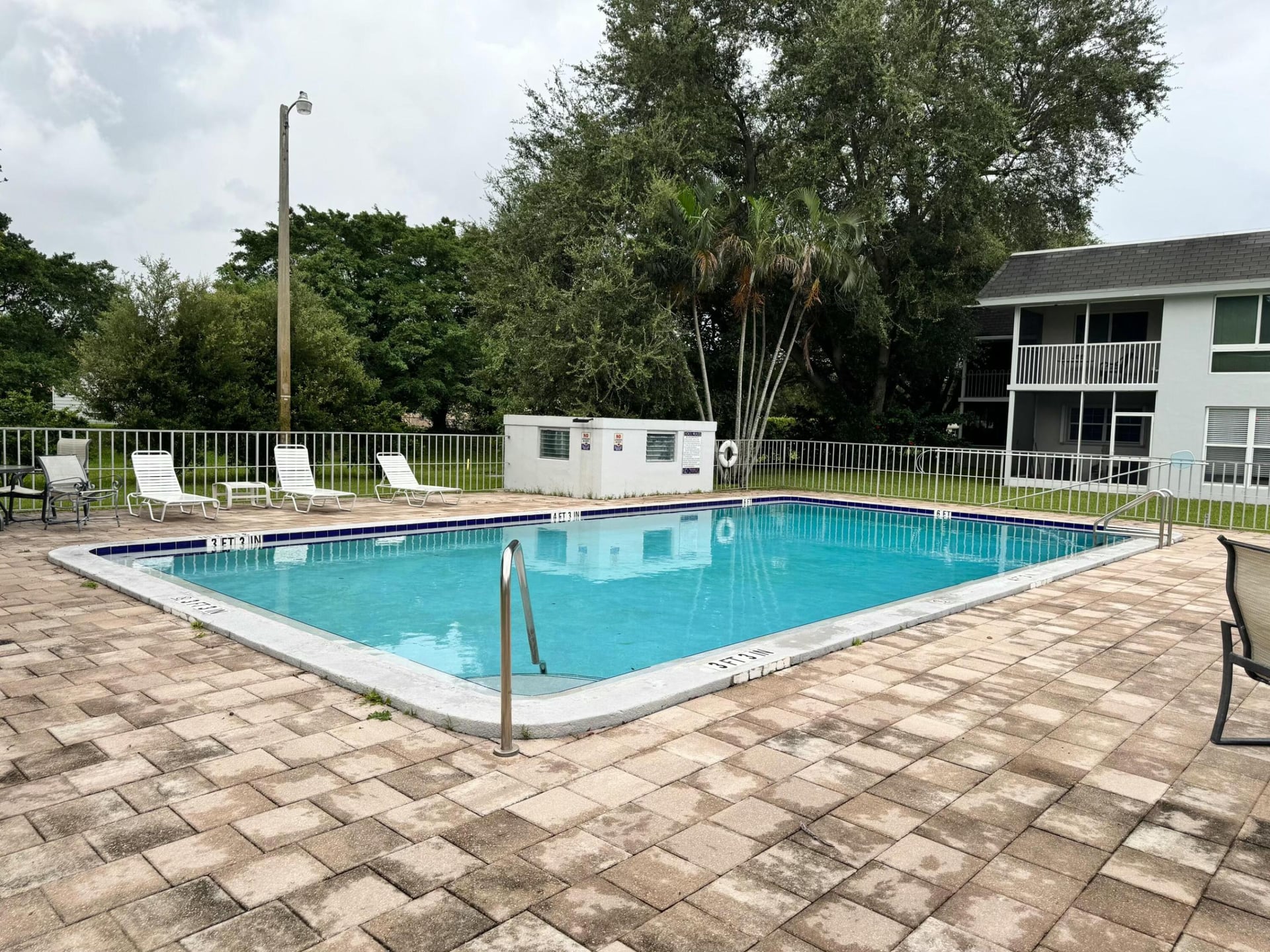  Unit 208 photo 16