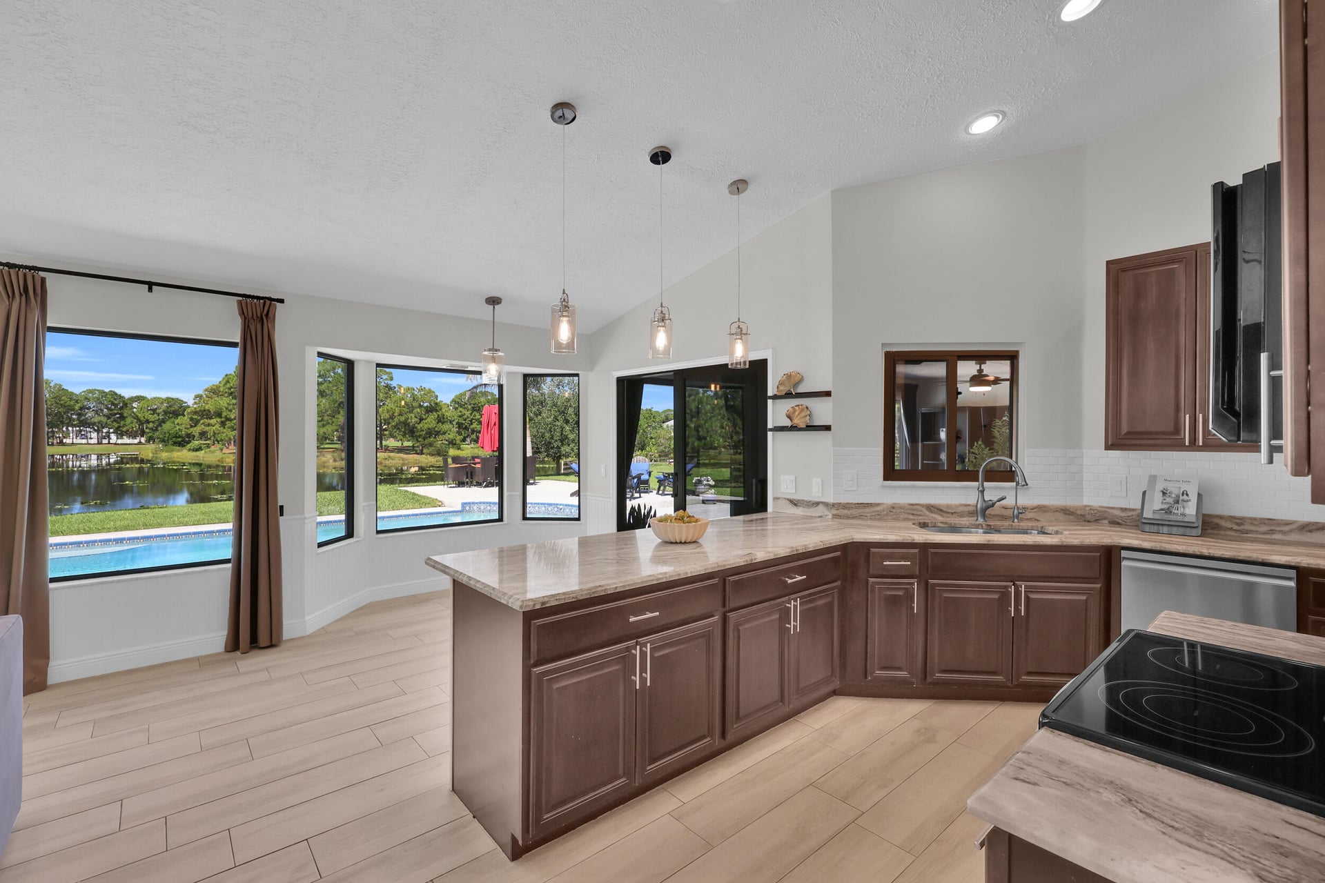  Residence photo 20