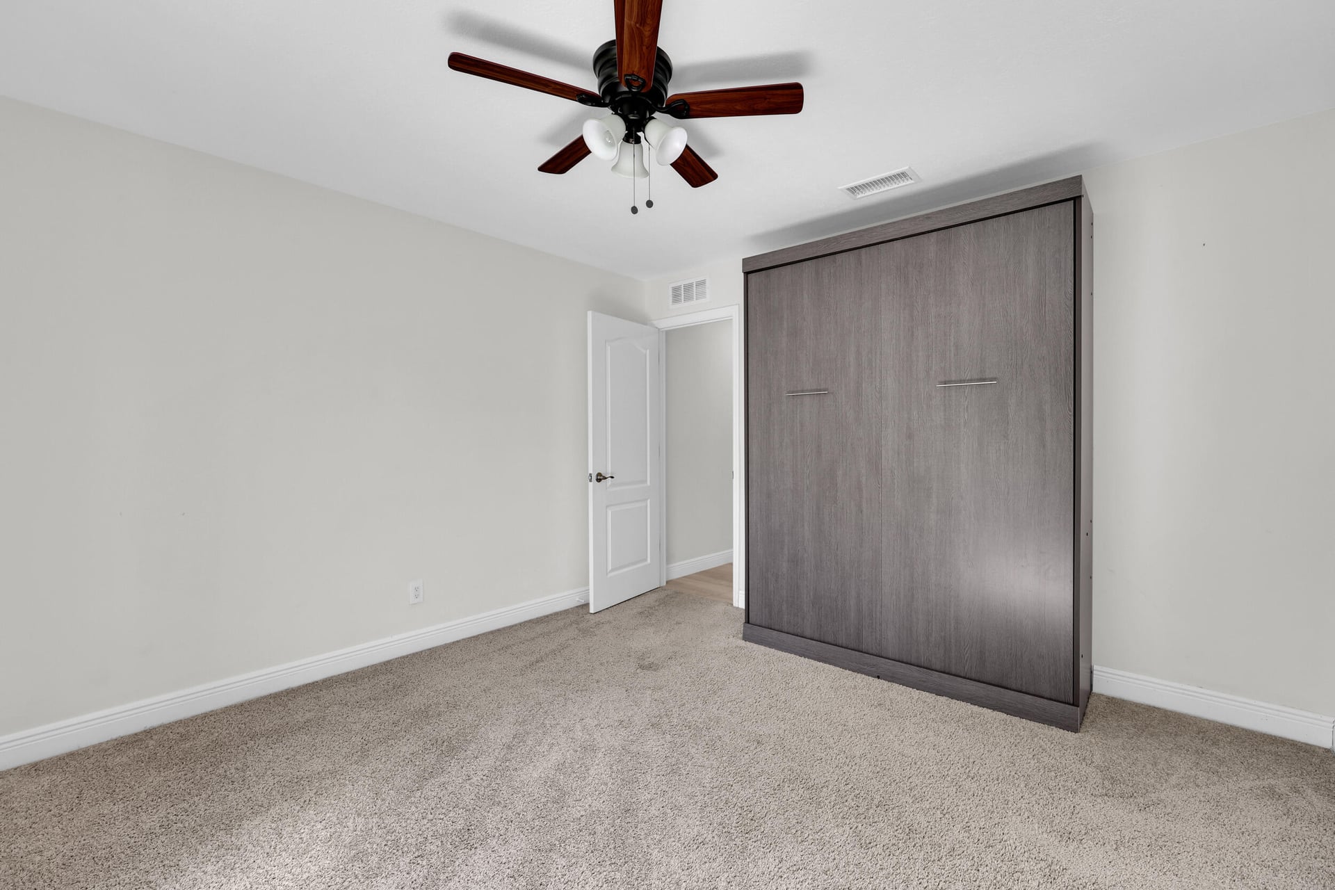  Residence photo 47