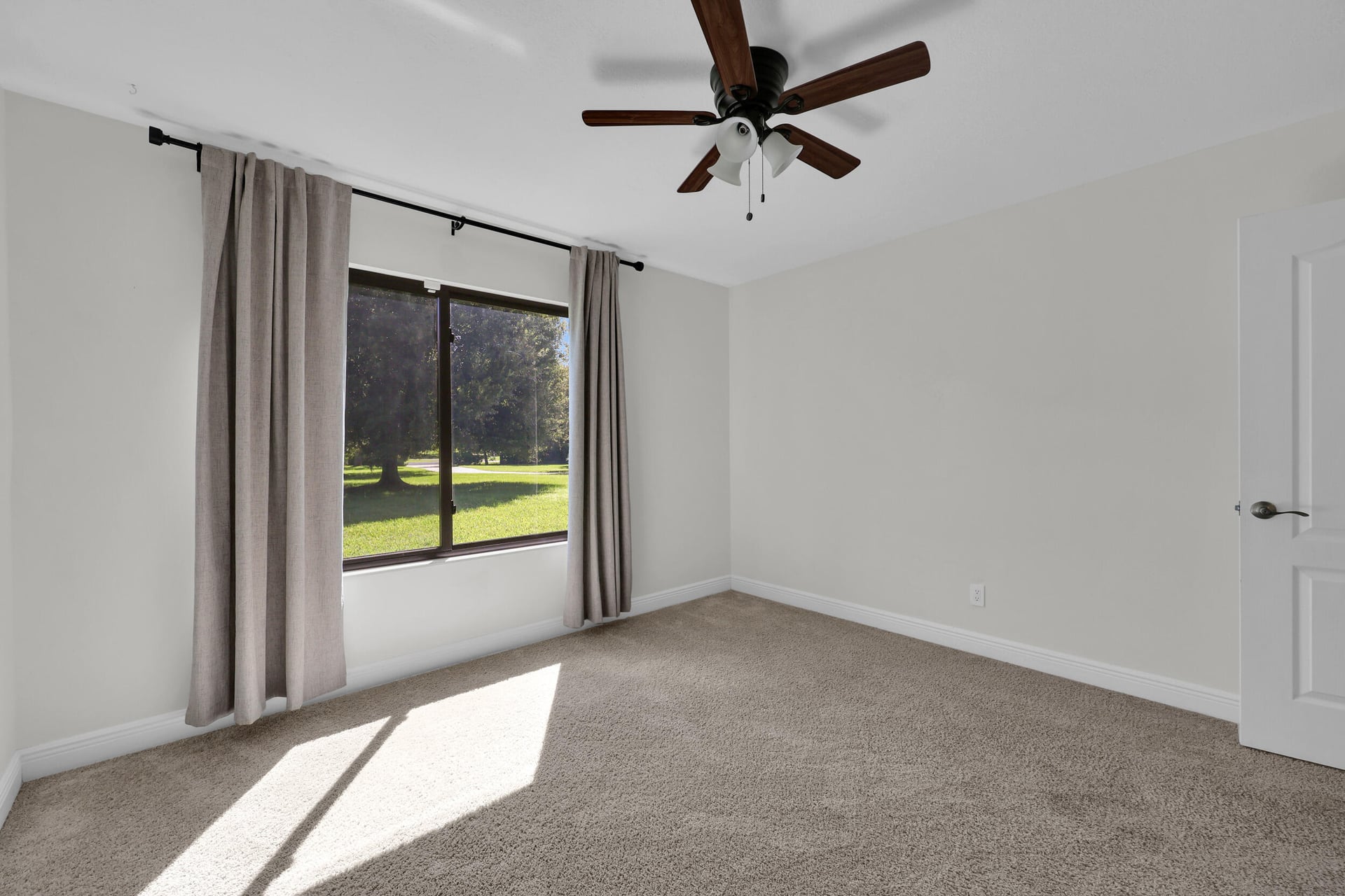  Residence photo 48