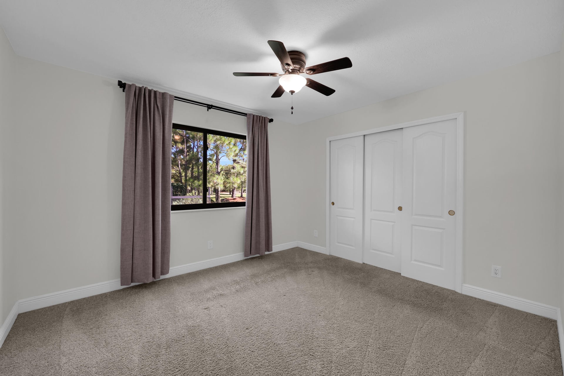  Residence photo 50