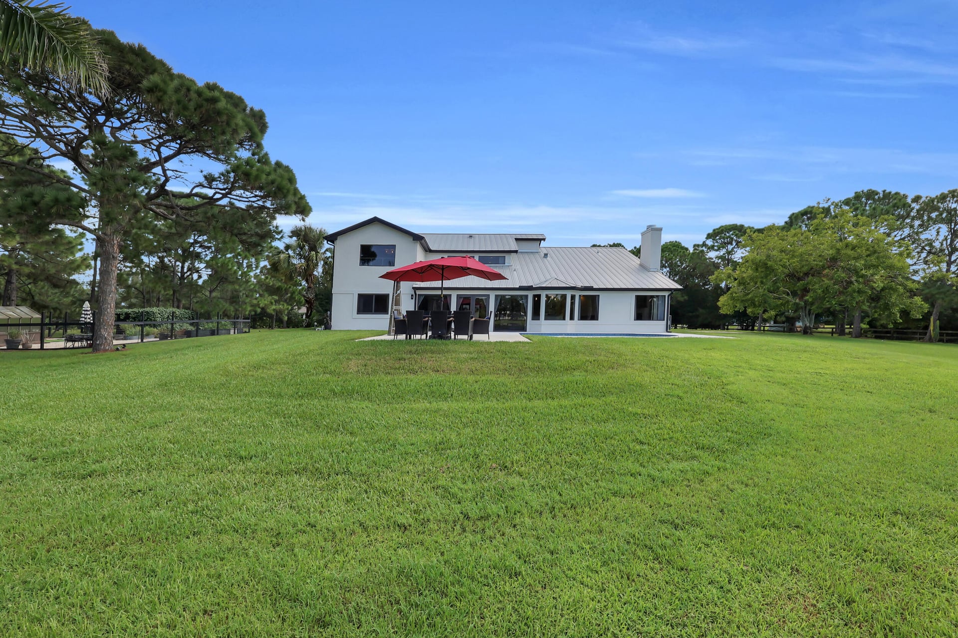  Residence photo 74