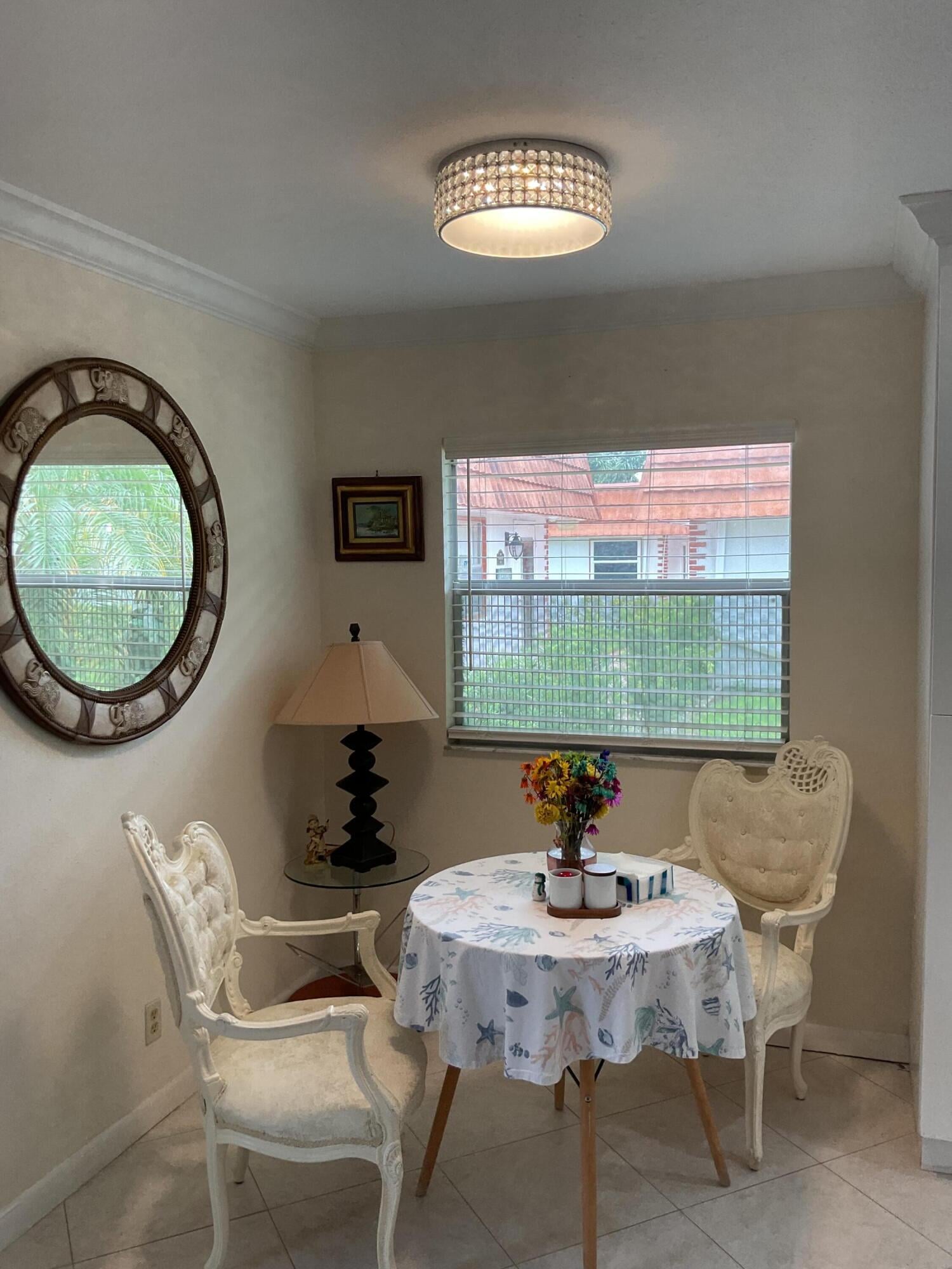 Residence photo 4