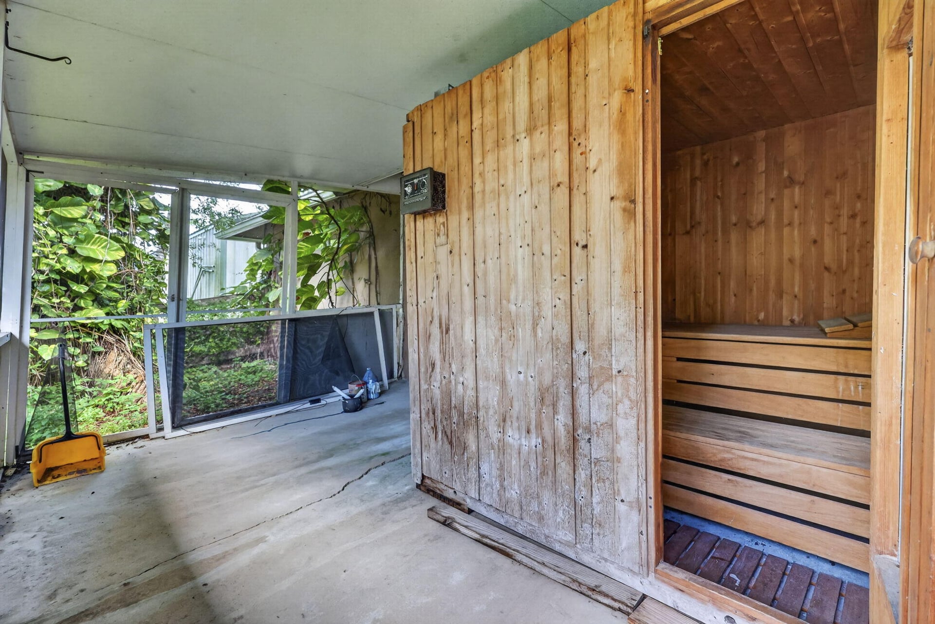 Residence photo 25