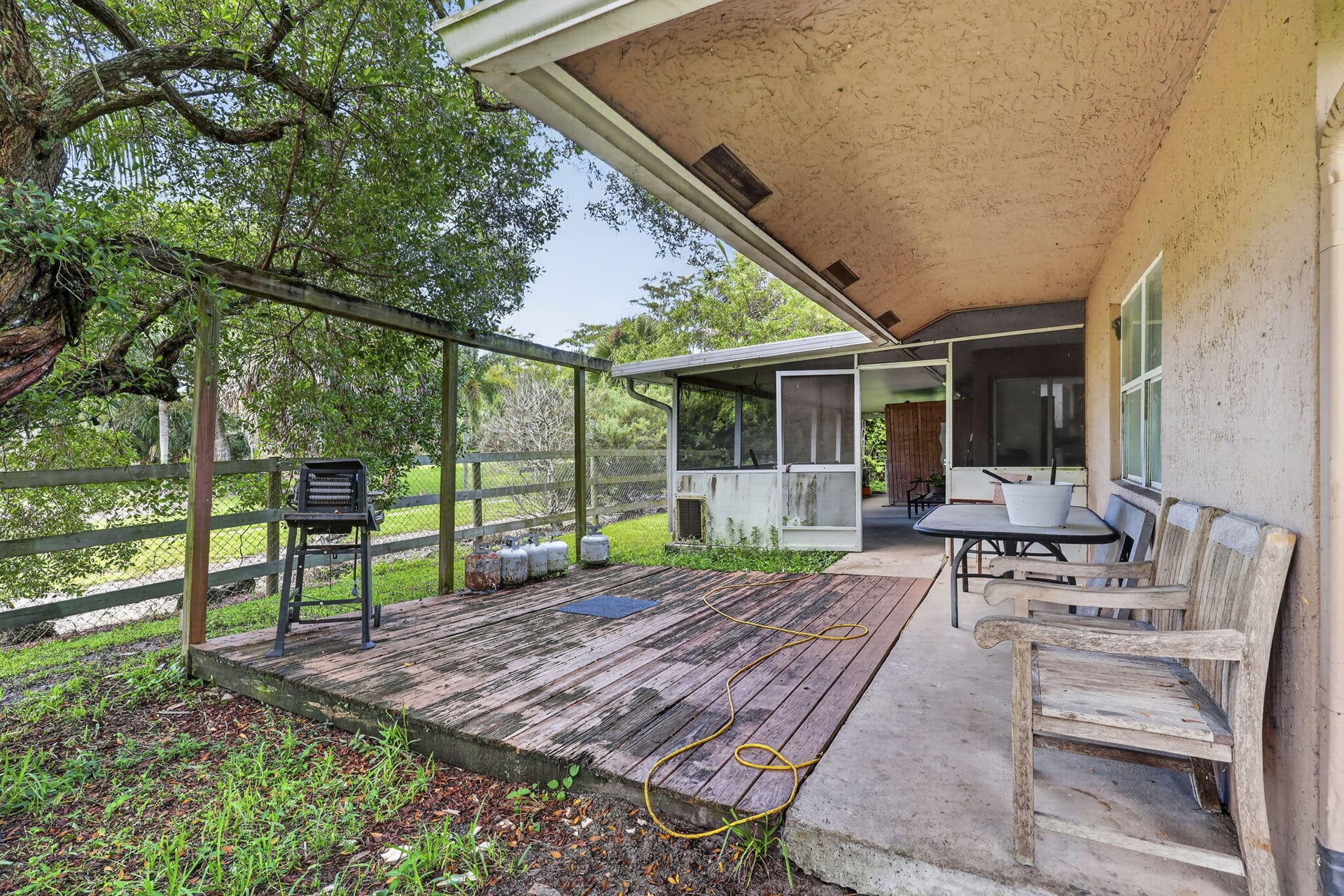 Residence photo 26
