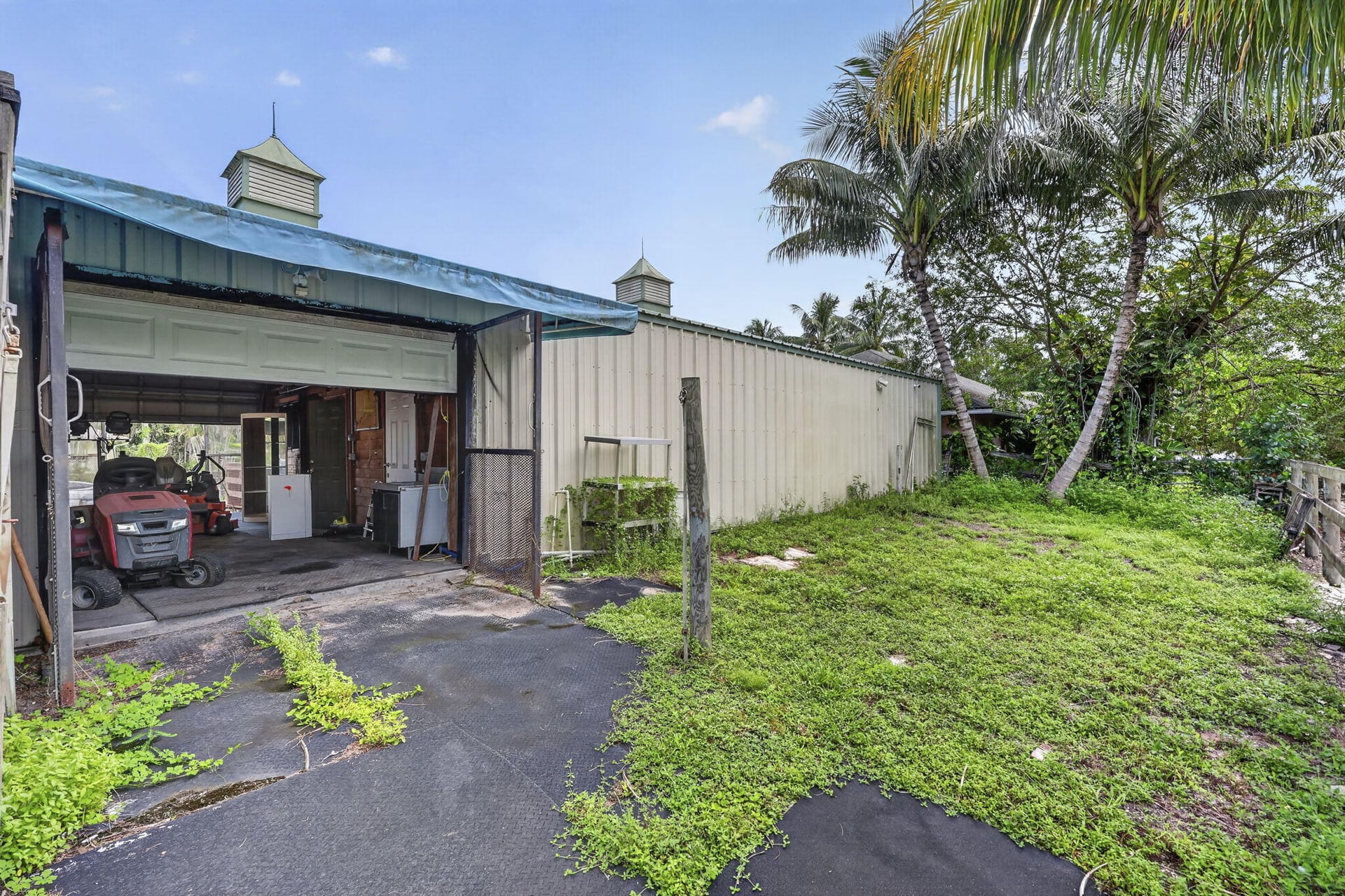 Residence photo 35