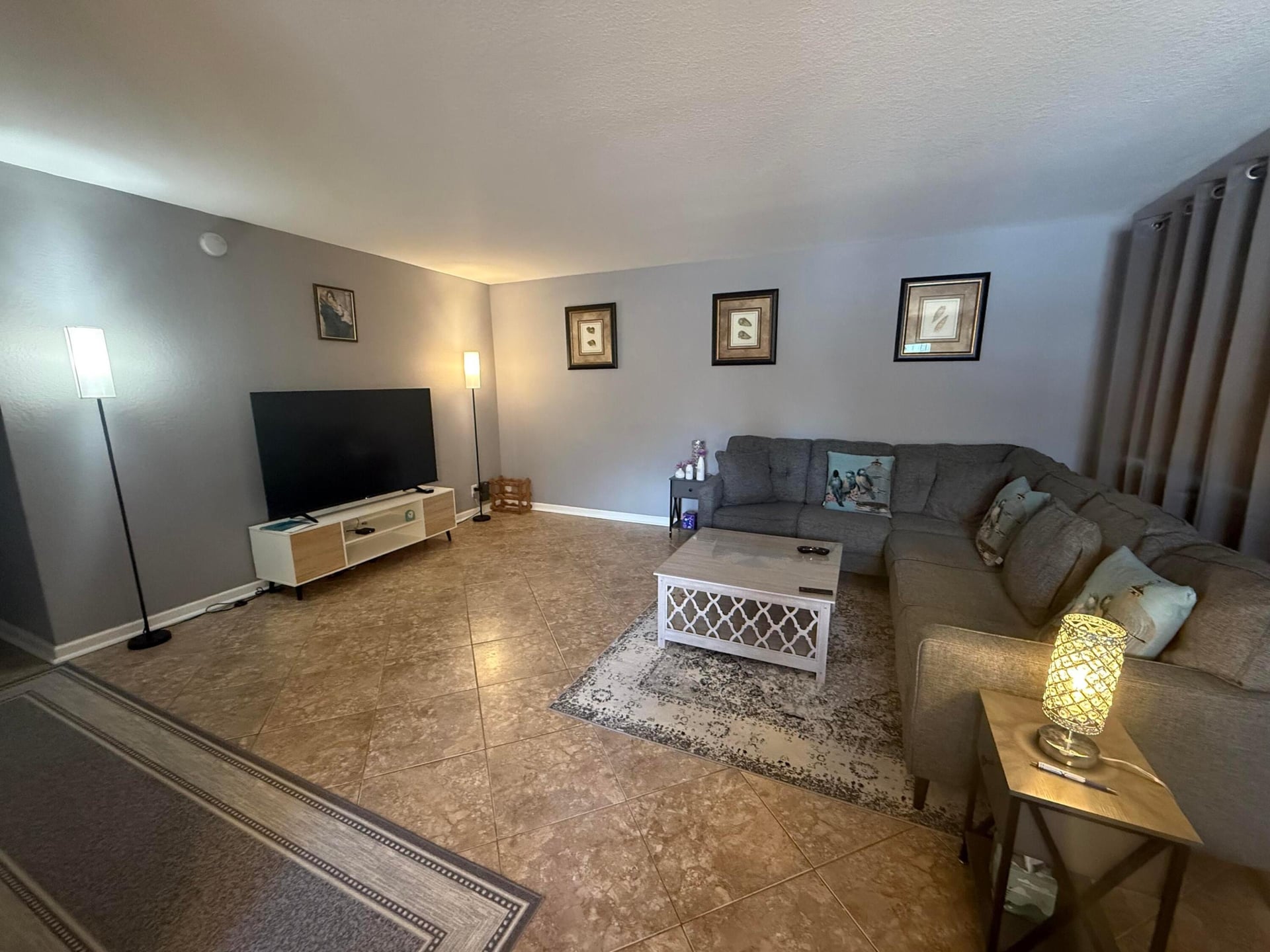 Residence photo 3