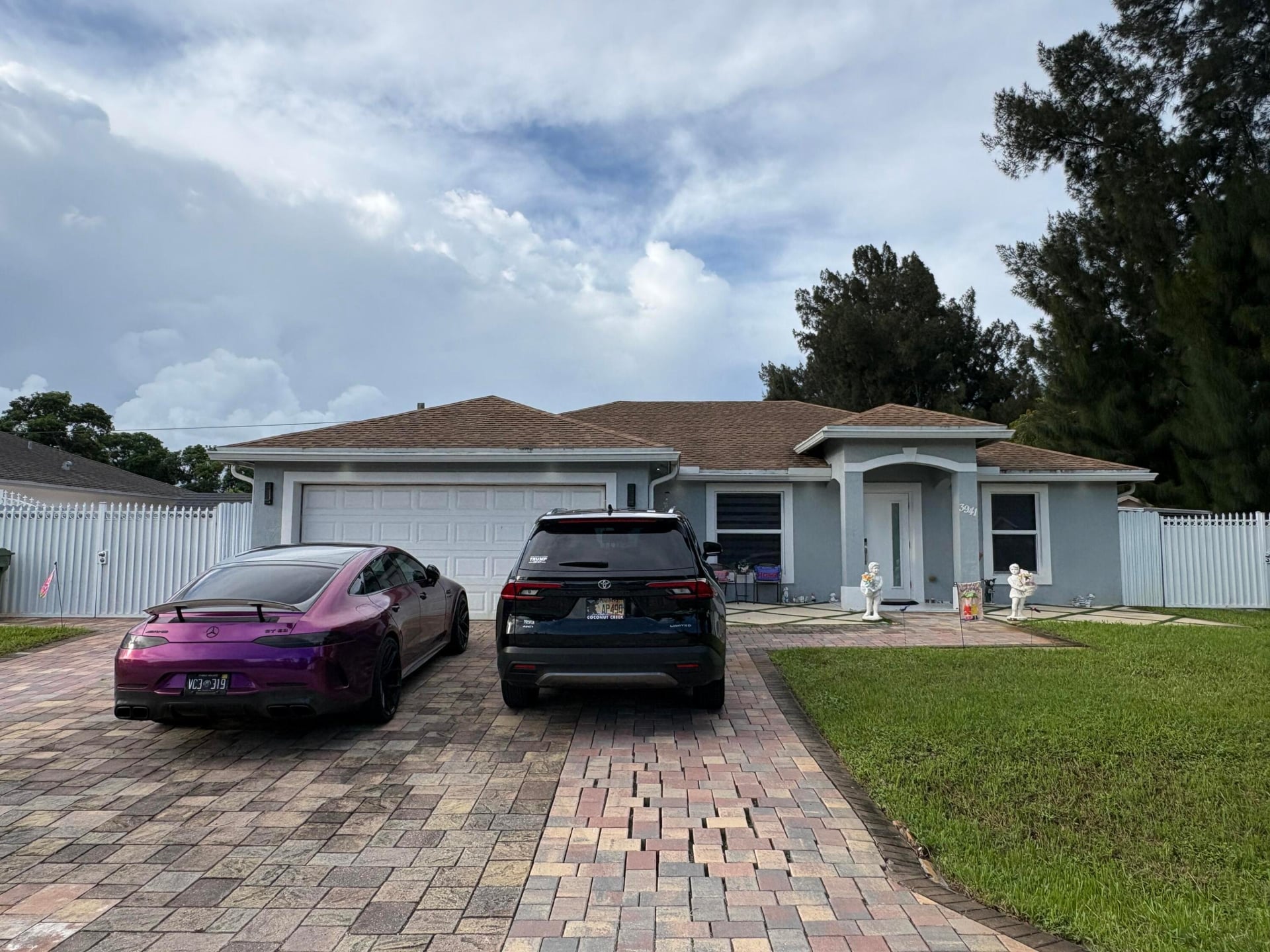 Residence photo 2