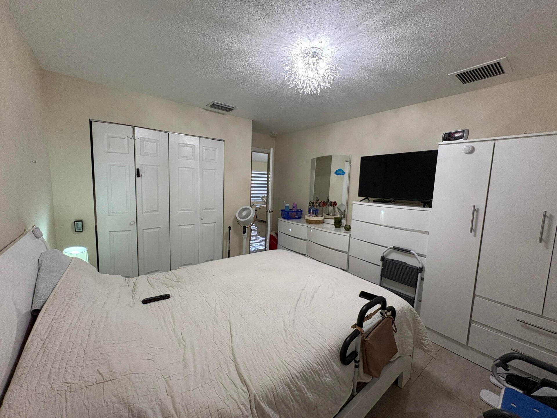 Residence photo 22