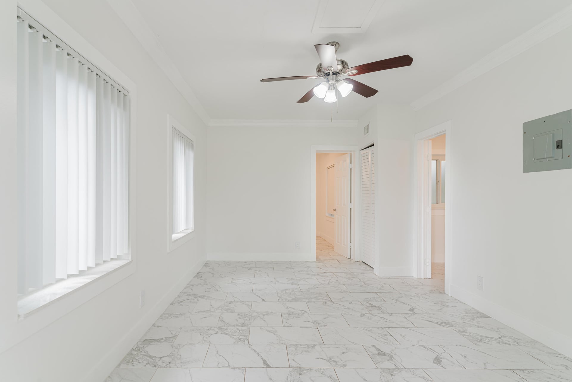 Residence photo 5