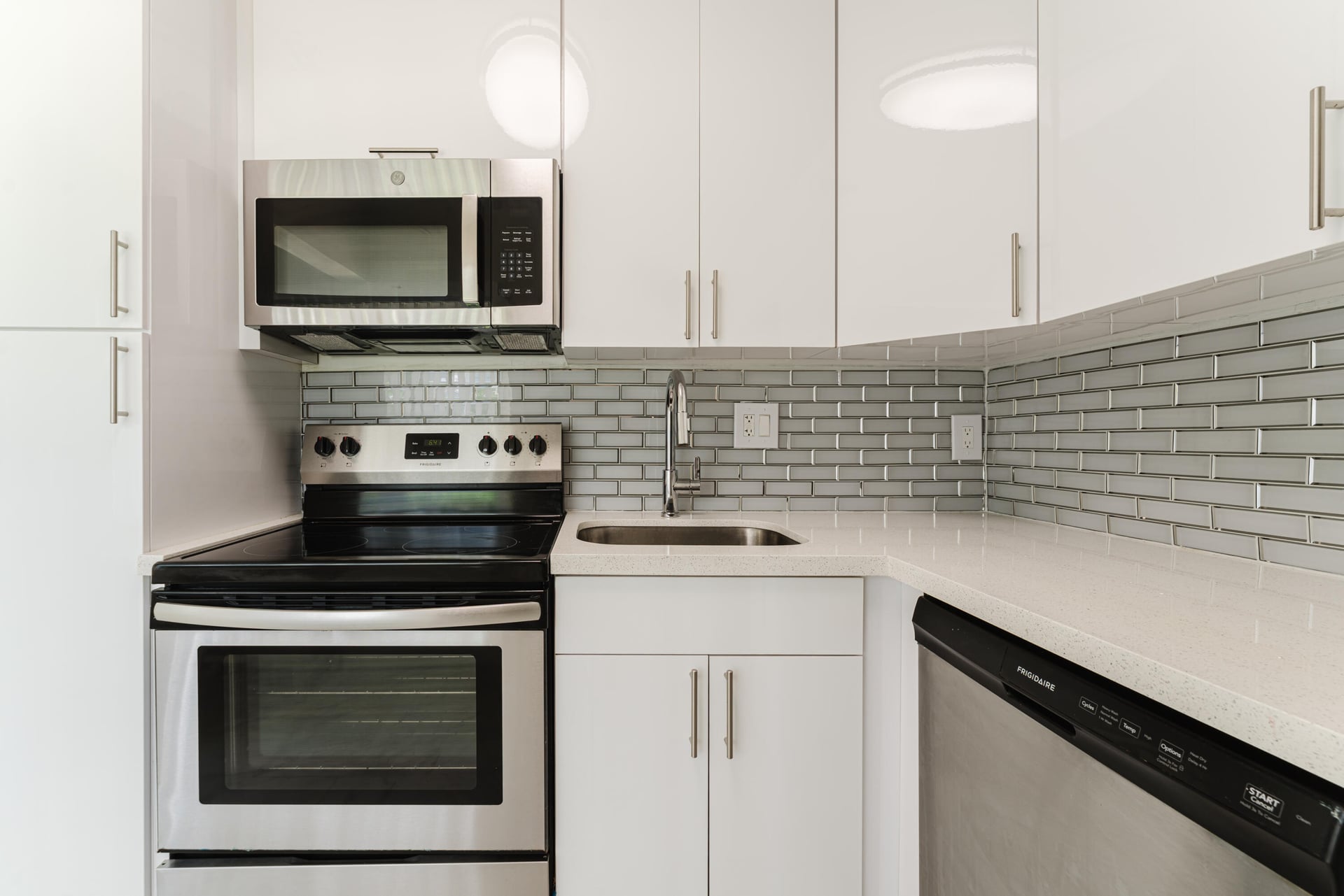 Residence photo 12