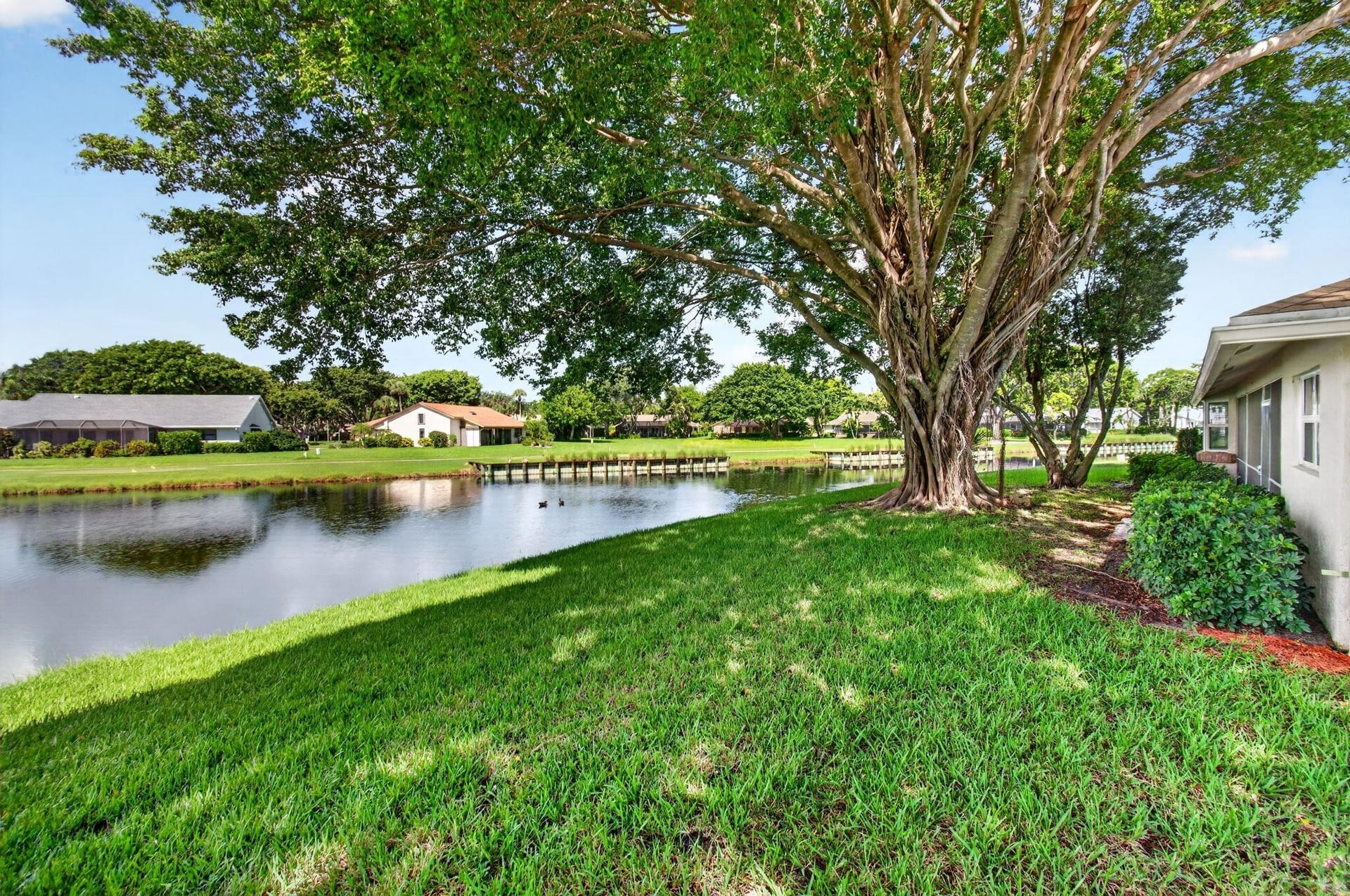  Residence photo 32