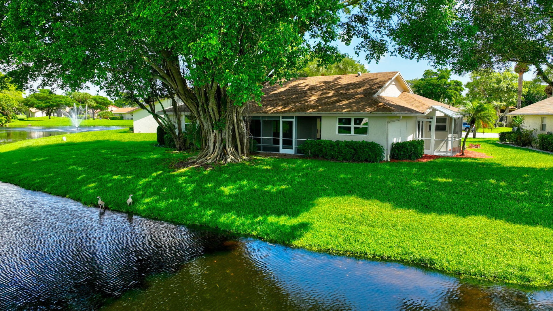  Residence photo 36