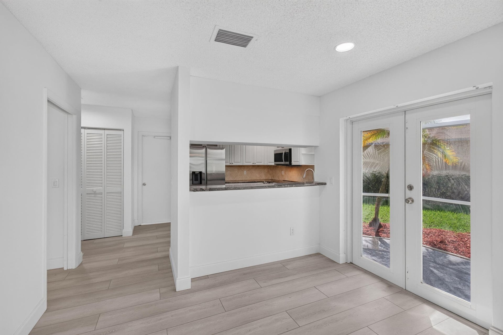  Residence photo 45