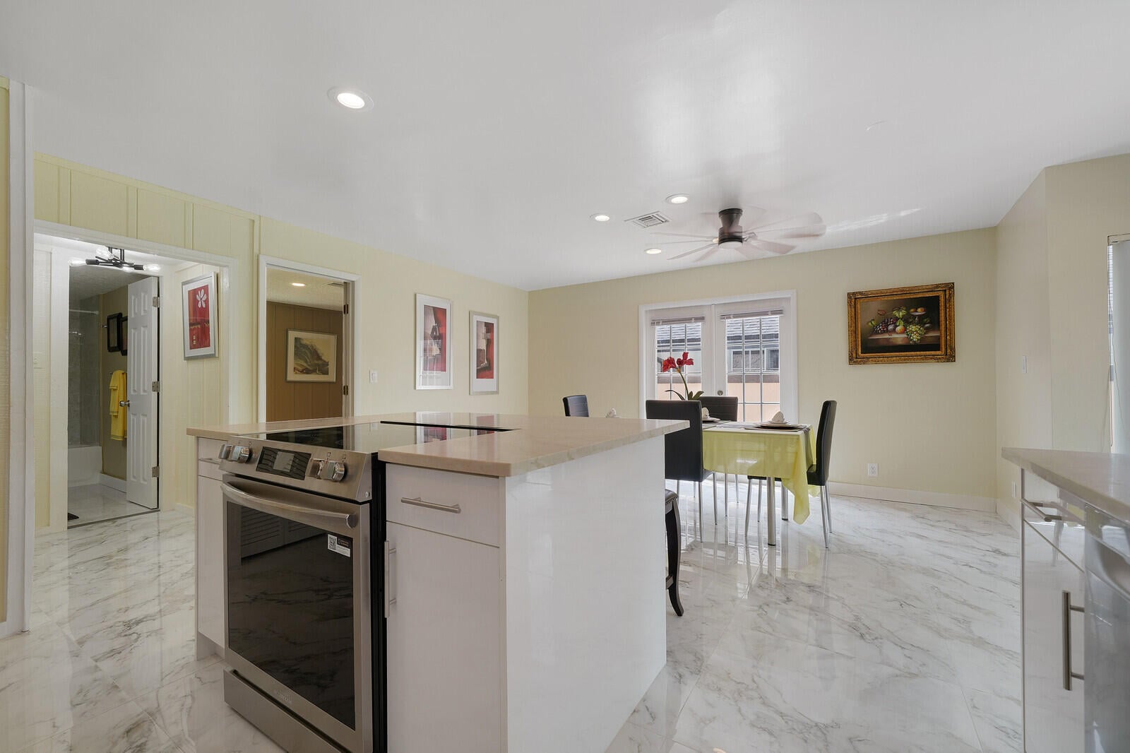 Residence photo 23