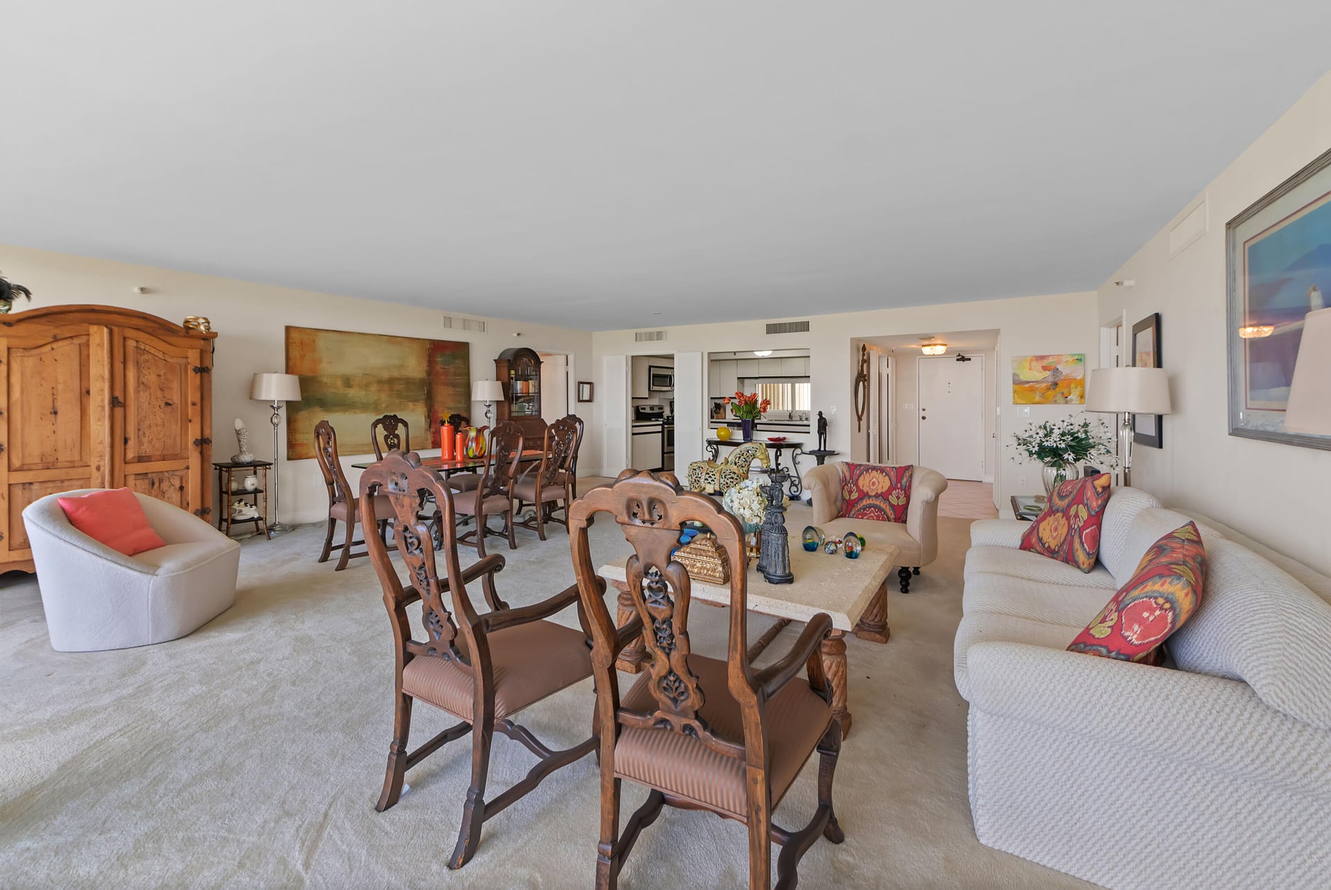 Unit 1603 photo 6
