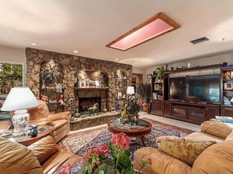 Residence photo 12